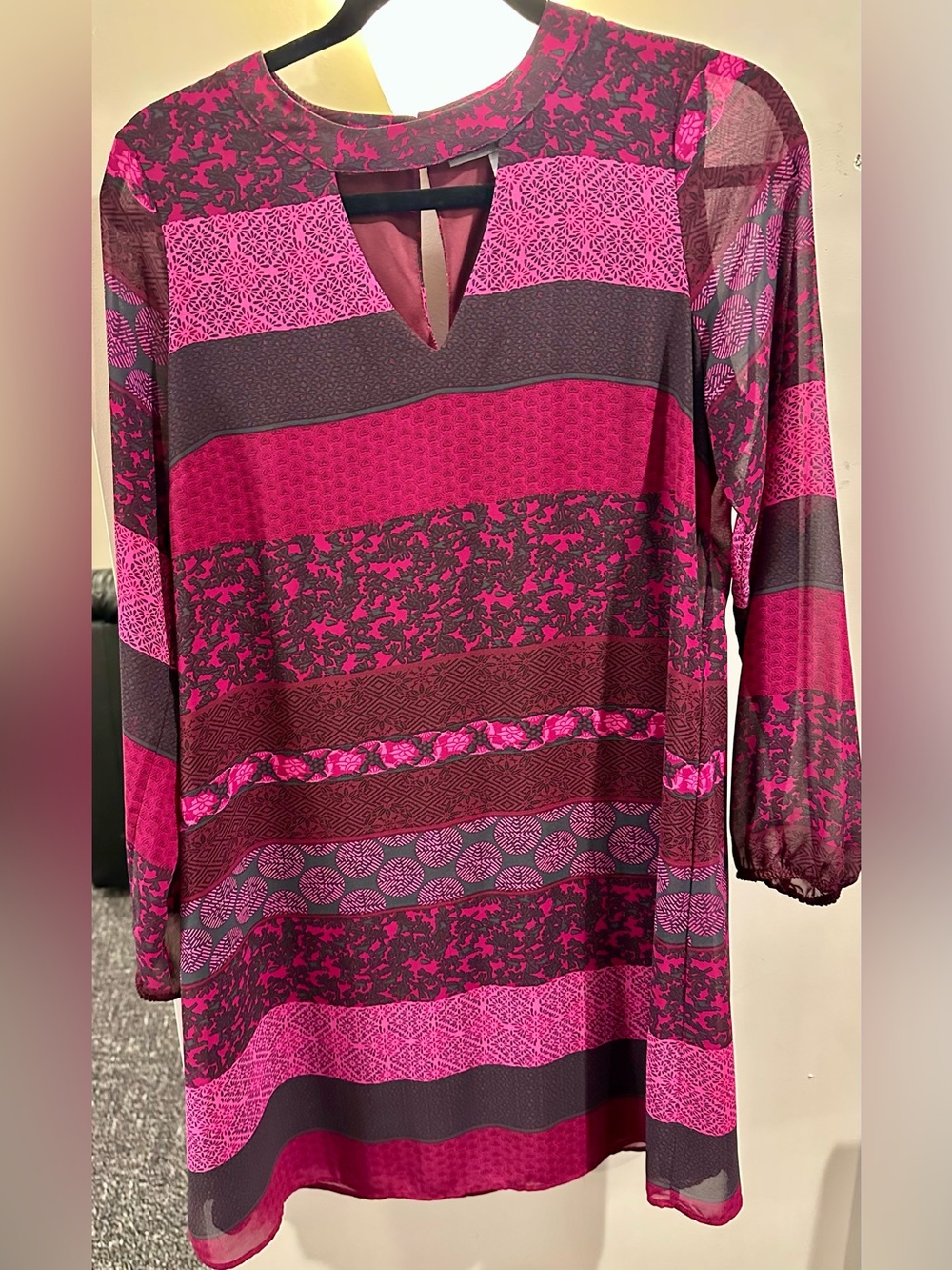 Ruff Hewn Pink and Magenta Patterned V-Notch Tunic